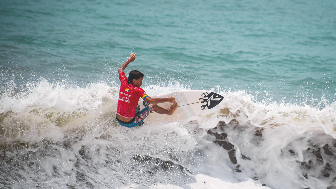 COLOMBIA VIBRÓ CON EL PALOMINO PRO 2024: PRIMERA PARADA DE LA TRIPLE CORONA DE SURF
