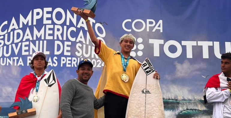 Romeo Chávez se corona Campeón Sudamericano de Surf Juvenil 2024 en Punta Rocas, Perú